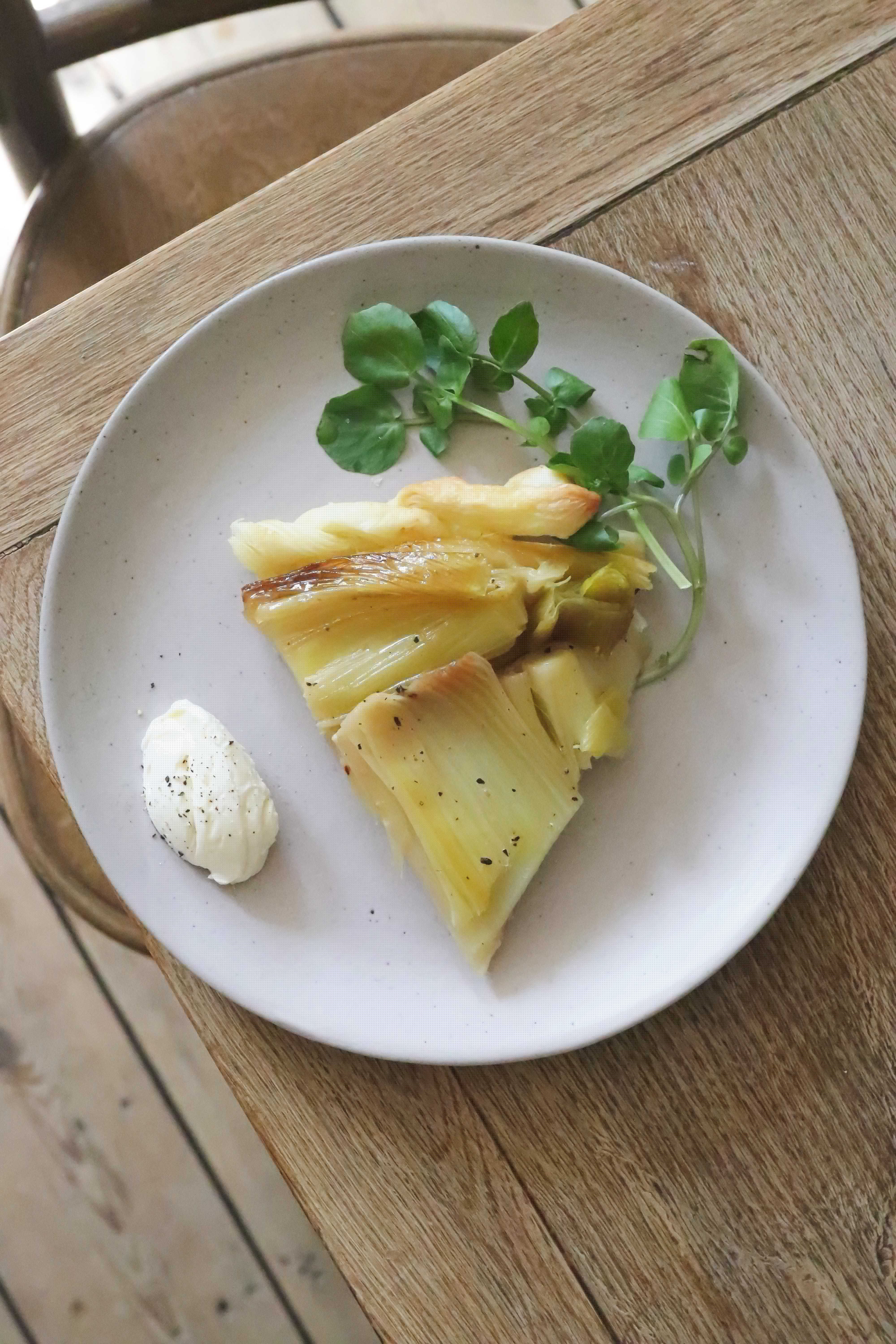 light meal image